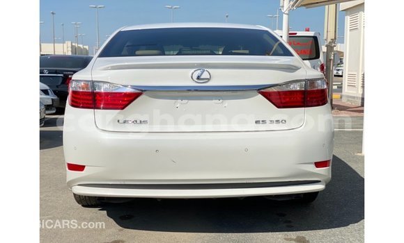 Buy Import Lexus ES White Car in Import - Dubai in Ashanti Buy Import Lexus ES White Car in Import - Dubai in Ashanti