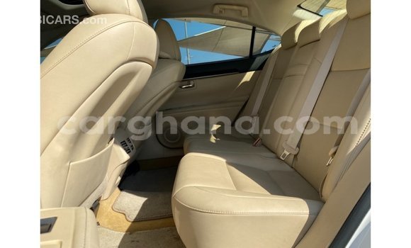 Buy Import Lexus ES White Car in Import - Dubai in Ashanti Buy Import Lexus ES White Car in Import - Dubai in Ashanti