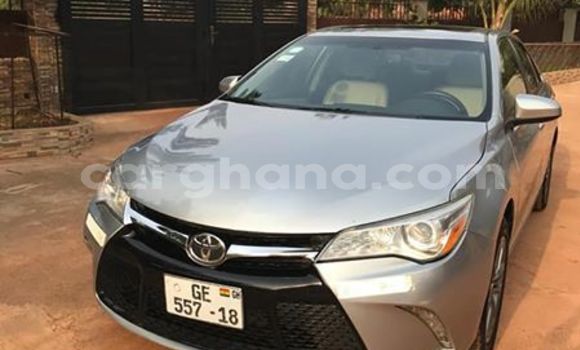 Sayi Na hannu Toyota Camry Azurfa Mota in Accra a Greater Accra Sayi Na hannu Toyota Camry Azurfa Mota in Accra a Greater Accra