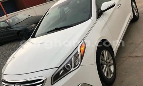 Sayi Na hannu Hyundai Sonata White Mota in Accra a Greater Accra Sayi Na hannu Hyundai Sonata White Mota in Accra a Greater Accra