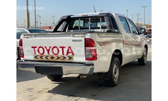 Buy Import Toyota Hilux White Car in Import - Dubai in Ashanti Buy Import Toyota Hilux White Car in Import - Dubai in Ashanti