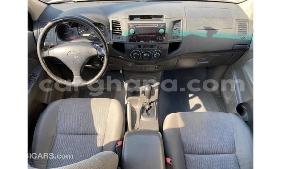 Buy Import Toyota Hilux White Car in Import - Dubai in Ashanti Buy Import Toyota Hilux White Car in Import - Dubai in Ashanti