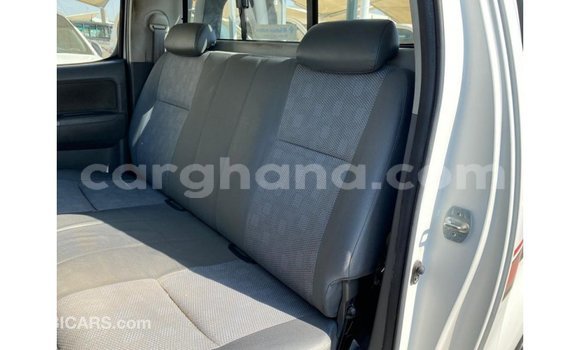 Buy Import Toyota Hilux White Car in Import - Dubai in Ashanti Buy Import Toyota Hilux White Car in Import - Dubai in Ashanti