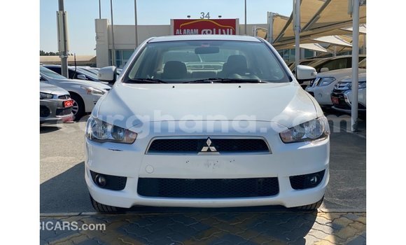 Ra Imported Mitsubishi Lancer funfun Ọkọ̀ in Import - Dubai ni Ashanti Ra Imported Mitsubishi Lancer funfun Ọkọ̀ in Import - Dubai ni Ashanti