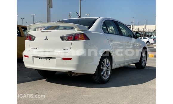 Ra Imported Mitsubishi Lancer funfun Ọkọ̀ in Import - Dubai ni Ashanti Ra Imported Mitsubishi Lancer funfun Ọkọ̀ in Import - Dubai ni Ashanti