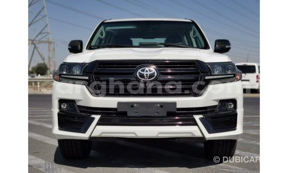 Ra Imported Toyota Land Cruiser funfun Ọkọ̀ in Import - Dubai ni Ashanti Ra Imported Toyota Land Cruiser funfun Ọkọ̀ in Import - Dubai ni Ashanti