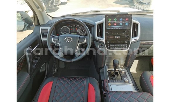 Ra Imported Toyota Land Cruiser funfun Ọkọ̀ in Import - Dubai ni Ashanti Ra Imported Toyota Land Cruiser funfun Ọkọ̀ in Import - Dubai ni Ashanti