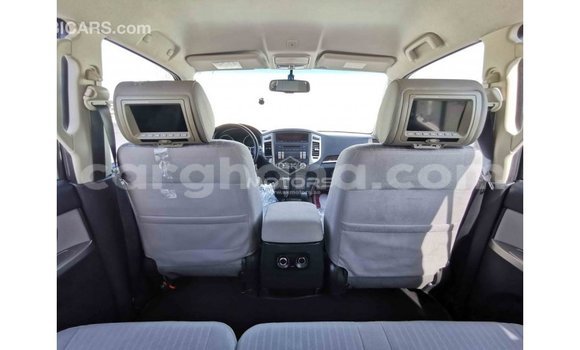 Sayi Imported Mitsubishi Pajero Sauran Mota in Import - Dubai a Ashanti Sayi Imported Mitsubishi Pajero Sauran Mota in Import - Dubai a Ashanti