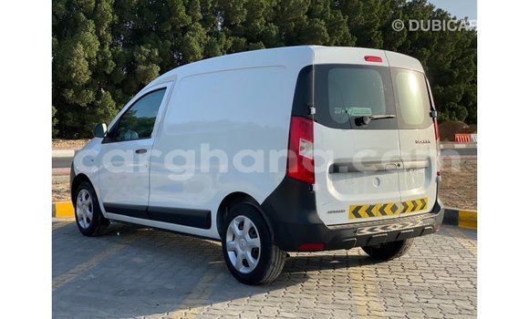 Buy Import Renault 6 White Car in Import - Dubai in Ashanti Buy Import Renault 6 White Car in Import - Dubai in Ashanti