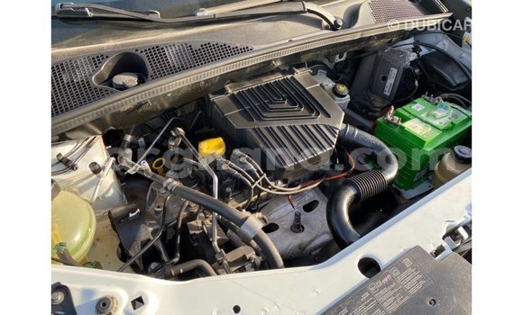 Buy Import Renault 6 White Car in Import - Dubai in Ashanti Buy Import Renault 6 White Car in Import - Dubai in Ashanti