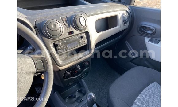 Buy Import Renault 6 White Car in Import - Dubai in Ashanti Buy Import Renault 6 White Car in Import - Dubai in Ashanti
