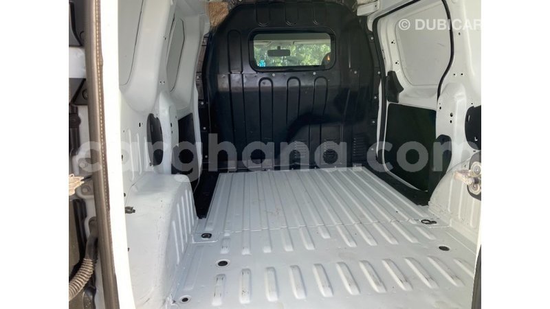 Big with watermark renault 6 ashanti import dubai 12857