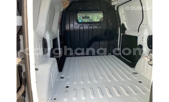 Buy Import Renault 6 White Car in Import - Dubai in Ashanti Buy Import Renault 6 White Car in Import - Dubai in Ashanti