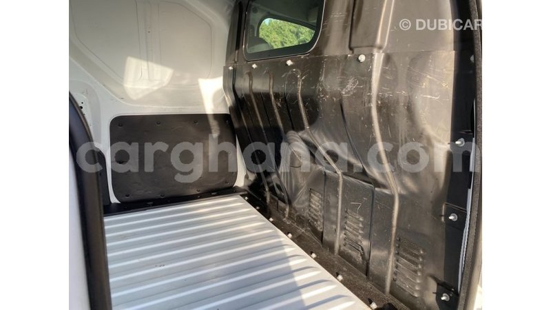 Big with watermark renault 6 ashanti import dubai 12857