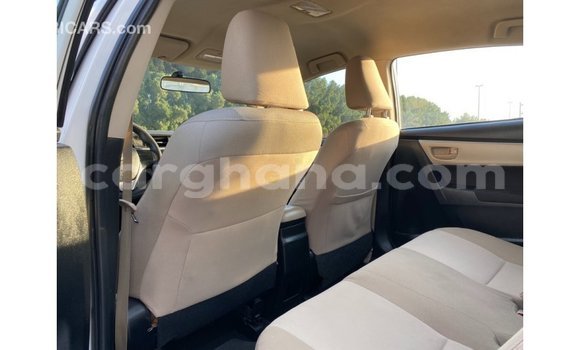 Ra Imported Toyota Corolla funfun Ọkọ̀ in Import - Dubai ni Ashanti Ra Imported Toyota Corolla funfun Ọkọ̀ in Import - Dubai ni Ashanti