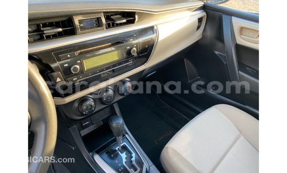 Ra Imported Toyota Corolla funfun Ọkọ̀ in Import - Dubai ni Ashanti Ra Imported Toyota Corolla funfun Ọkọ̀ in Import - Dubai ni Ashanti