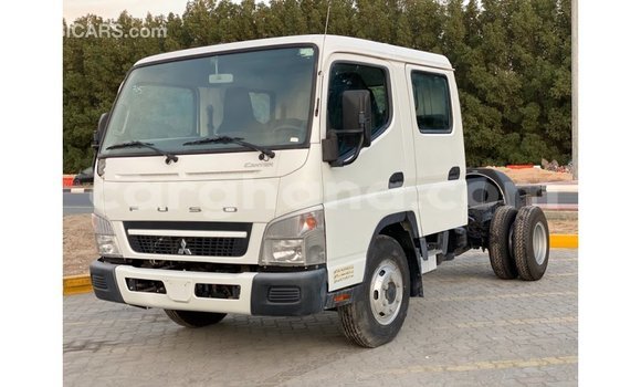 Ra Imported Mitsubishi i funfun Ọkọ̀ in Import - Dubai ni Ashanti Ra Imported Mitsubishi i funfun Ọkọ̀ in Import - Dubai ni Ashanti