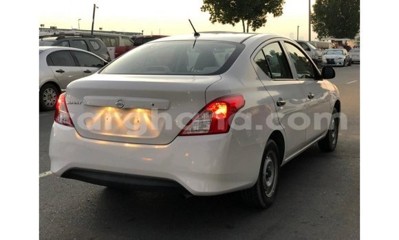 Ra Imported Nissan Sunny funfun Ọkọ̀ in Import - Dubai ni Ashanti Ra Imported Nissan Sunny funfun Ọkọ̀ in Import - Dubai ni Ashanti