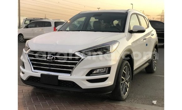 Sayi Imported Hyundai Tucson White Mota in Import - Dubai a Ashanti Sayi Imported Hyundai Tucson White Mota in Import - Dubai a Ashanti