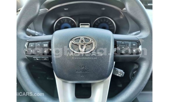 Ra Imported Toyota Hilux Black Ọkọ̀ in Import - Dubai ni Ashanti Ra Imported Toyota Hilux Black Ọkọ̀ in Import - Dubai ni Ashanti