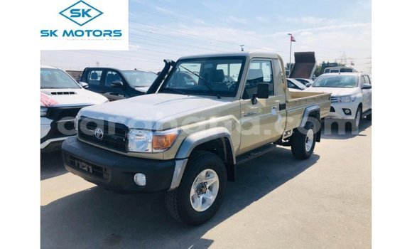 Buy Import Toyota Land Cruiser Beige Car in Import - Dubai in Ashanti Buy Import Toyota Land Cruiser Beige Car in Import - Dubai in Ashanti
