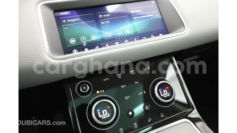 Big with watermark land rover range rover ashanti import dubai 12913