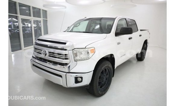 Sayi Imported Toyota Tundra White Mota in Import - Dubai a Ashanti Sayi Imported Toyota Tundra White Mota in Import - Dubai a Ashanti
