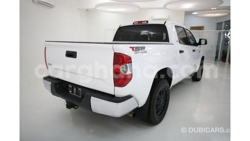 Big with watermark toyota tundra ashanti import dubai 12914