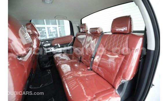 Sayi Imported Toyota Tundra White Mota in Import - Dubai a Ashanti Sayi Imported Toyota Tundra White Mota in Import - Dubai a Ashanti