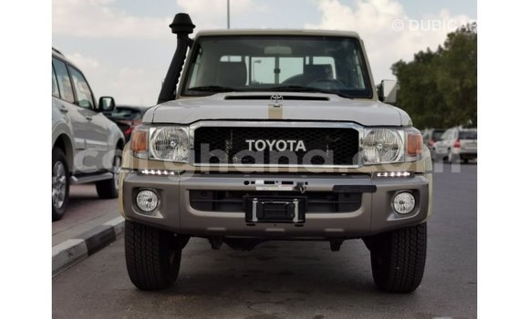 Sayi Imported Toyota Land Cruiser M Mota in Import - Dubai a Ashanti Sayi Imported Toyota Land Cruiser M Mota in Import - Dubai a Ashanti
