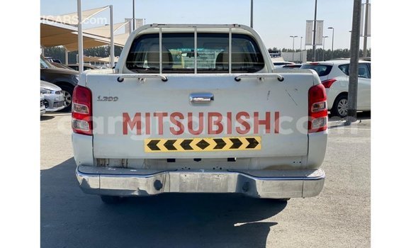 Ra Imported Mitsubishi L200 funfun Ọkọ̀ in Import - Dubai ni Ashanti Ra Imported Mitsubishi L200 funfun Ọkọ̀ in Import - Dubai ni Ashanti