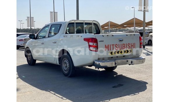 Ra Imported Mitsubishi L200 funfun Ọkọ̀ in Import - Dubai ni Ashanti Ra Imported Mitsubishi L200 funfun Ọkọ̀ in Import - Dubai ni Ashanti