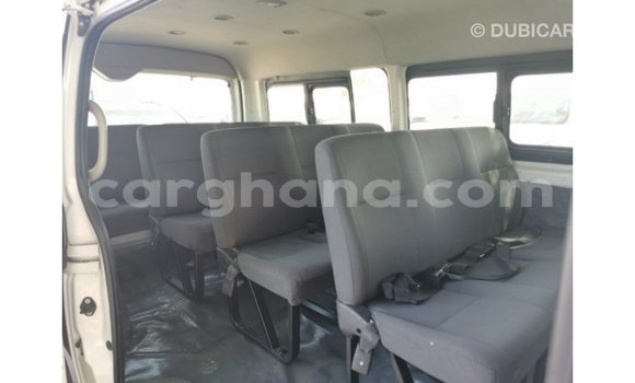 Ra Imported Toyota Hiace funfun Ọkọ̀ in Import - Dubai ni Ashanti Ra Imported Toyota Hiace funfun Ọkọ̀ in Import - Dubai ni Ashanti