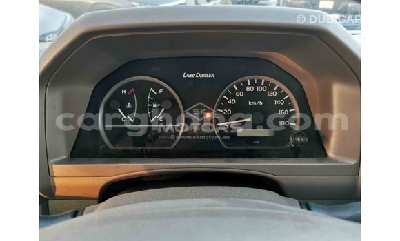 Ra Imported Toyota Land Cruiser funfun Ọkọ̀ in Import - Dubai ni Ashanti Ra Imported Toyota Land Cruiser funfun Ọkọ̀ in Import - Dubai ni Ashanti