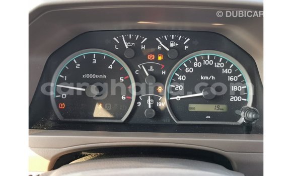 Buy Import Toyota Land Cruiser White Car in Import - Dubai in Ashanti Buy Import Toyota Land Cruiser White Car in Import - Dubai in Ashanti