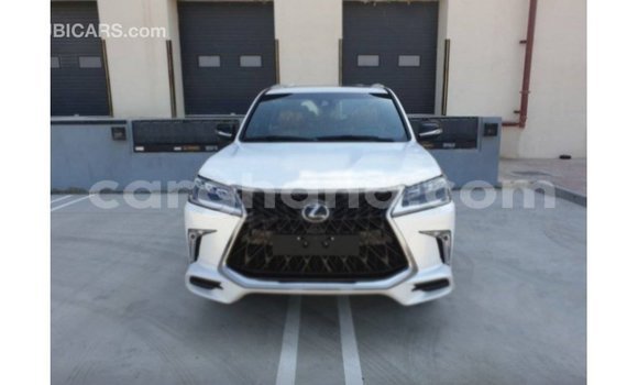 Ra Imported Lexus LX funfun Ọkọ̀ in Import - Dubai ni Ashanti Ra Imported Lexus LX funfun Ọkọ̀ in Import - Dubai ni Ashanti