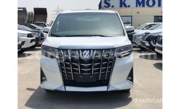 Ra Imported Toyota Alphard funfun Ọkọ̀ in Import - Dubai ni Ashanti Ra Imported Toyota Alphard funfun Ọkọ̀ in Import - Dubai ni Ashanti