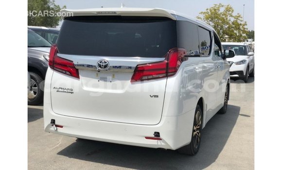 Ra Imported Toyota Alphard funfun Ọkọ̀ in Import - Dubai ni Ashanti Ra Imported Toyota Alphard funfun Ọkọ̀ in Import - Dubai ni Ashanti
