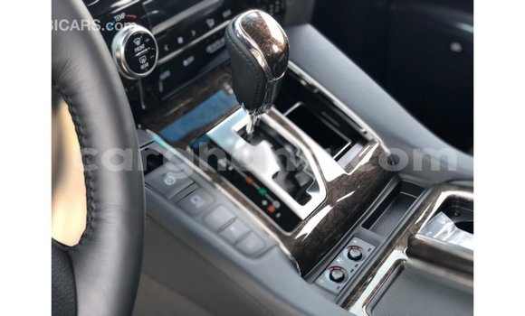 Ra Imported Toyota Alphard funfun Ọkọ̀ in Import - Dubai ni Ashanti Ra Imported Toyota Alphard funfun Ọkọ̀ in Import - Dubai ni Ashanti