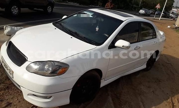 Sayi Na hannu Toyota Corolla White Mota in Accra a Greater Accra Sayi Na hannu Toyota Corolla White Mota in Accra a Greater Accra