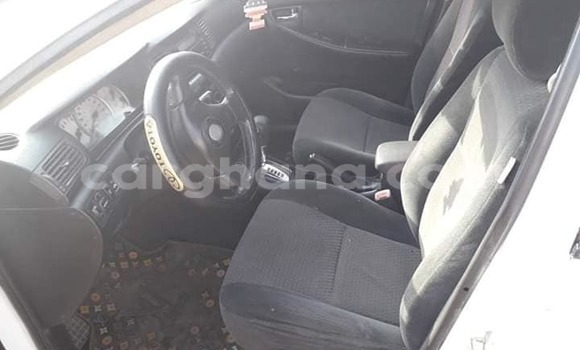 Sayi Na hannu Toyota Corolla White Mota in Accra a Greater Accra Sayi Na hannu Toyota Corolla White Mota in Accra a Greater Accra