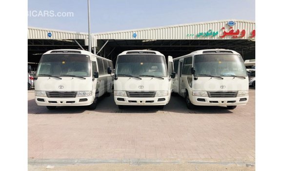 Sayi Imported Toyota Coaster White Mota in Import - Dubai a Ashanti Sayi Imported Toyota Coaster White Mota in Import - Dubai a Ashanti