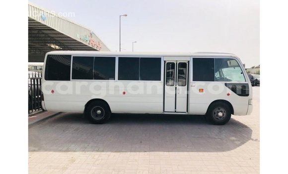 Sayi Imported Toyota Coaster White Mota in Import - Dubai a Ashanti Sayi Imported Toyota Coaster White Mota in Import - Dubai a Ashanti