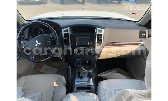 Ra Imported Mitsubishi Pajero funfun Ọkọ̀ in Import - Dubai ni Ashanti Ra Imported Mitsubishi Pajero funfun Ọkọ̀ in Import - Dubai ni Ashanti