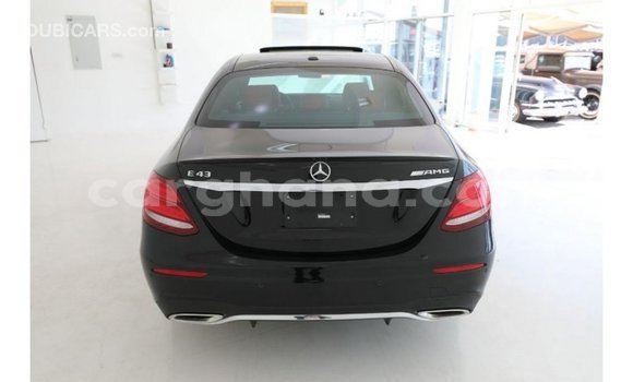 Sayi Imported Mercedes‒Benz 1117 Black Babbar mota in Import - Dubai a Ashanti Sayi Imported Mercedes‒Benz 1117 Black Babbar mota in Import - Dubai a Ashanti