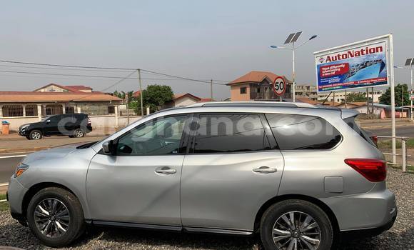 Buy Used Nissan Pathfinder White Car in Accra in Greater Accra Buy Used Nissan Pathfinder White Car in Accra in Greater Accra