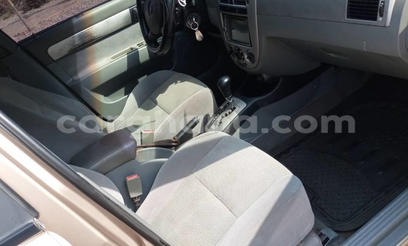 Sayi Na hannu Suzuki Forenza Brown Mota in Accra a Greater Accra Sayi Na hannu Suzuki Forenza Brown Mota in Accra a Greater Accra