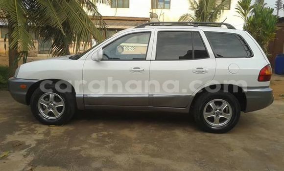 Buy Used Hyundai Santa Fe White Car in Accra in Greater Accra Buy Used Hyundai Santa Fe White Car in Accra in Greater Accra