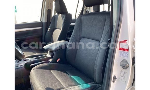 Buy Import Toyota Hilux White Car in Import - Dubai in Ashanti Buy Import Toyota Hilux White Car in Import - Dubai in Ashanti