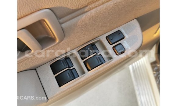 Ra Imported Toyota Land Cruiser funfun Ọkọ̀ in Import - Dubai ni Ashanti Ra Imported Toyota Land Cruiser funfun Ọkọ̀ in Import - Dubai ni Ashanti